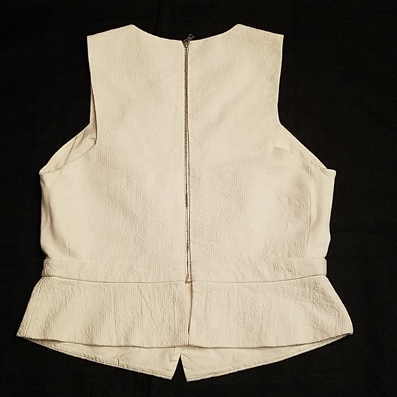 🥇HP🥇BCBGMAXAZRIA Elley Top size M - Picture 5 of 8